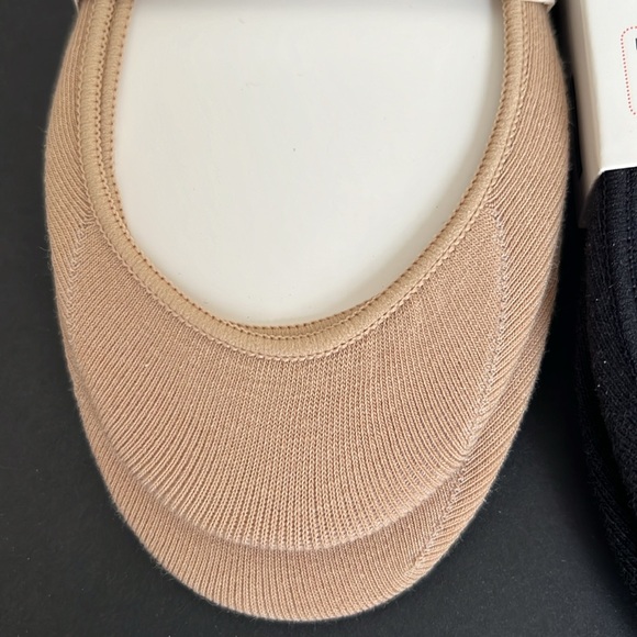 Shoe Liners -No Nonsense Ultra Low 4 pairs total NWT - Picture 2 of 5